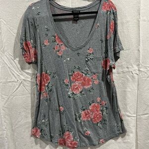 Torrid V Neck TShirt